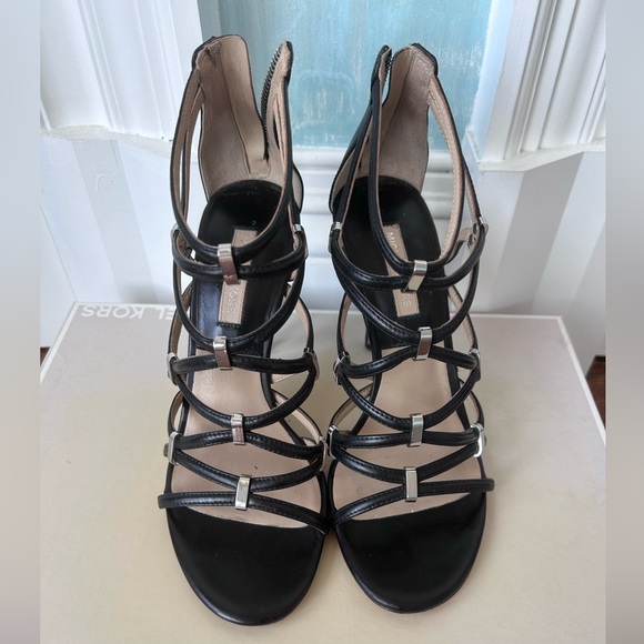 Michael Kors Charlene heels - Picture 2 of 4